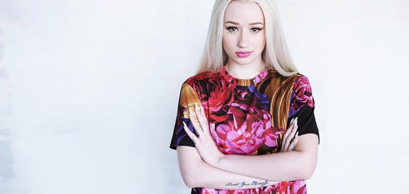 Octubre - Iggy Azalea revienta 